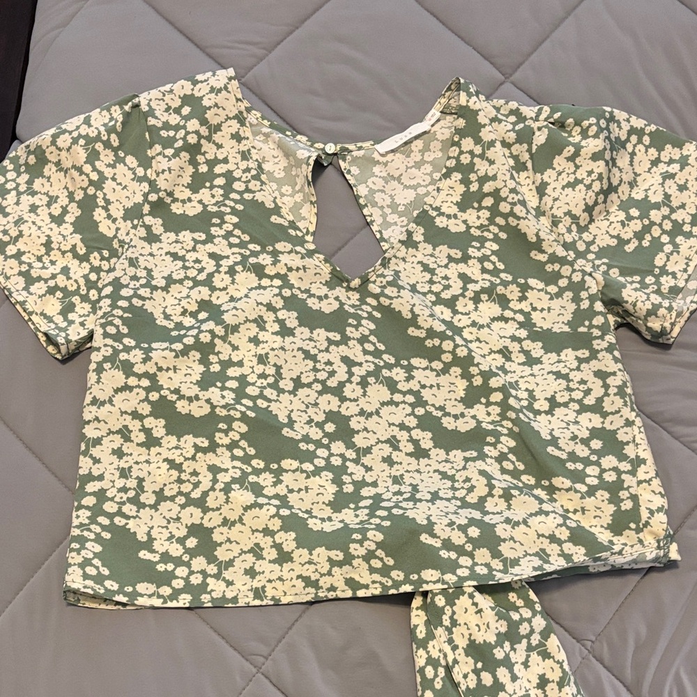Lush Green Floral Blouse